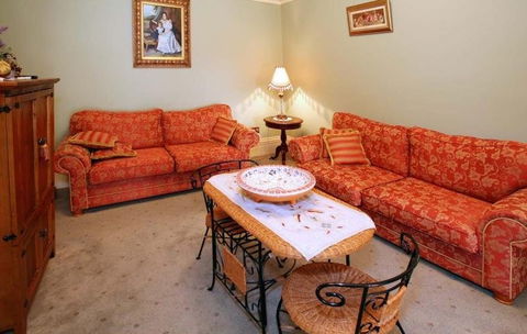 Sweet Briar Bed And Breakfast And Cottages - Surfers Gold Coast 0