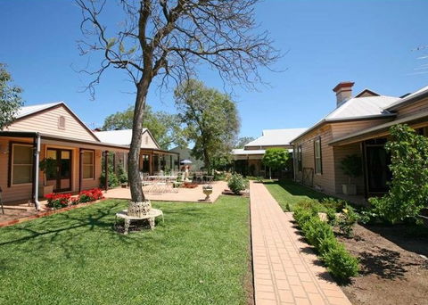 Sweet Briar Bed And Breakfast And Cottages - Surfers Gold Coast 1