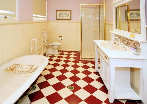 Sweet Briar Bed And Breakfast And Cottages - Surfers Gold Coast 3