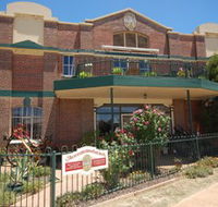 The Rio Holiday Apartments and Theatre - Surfers Gold Coast