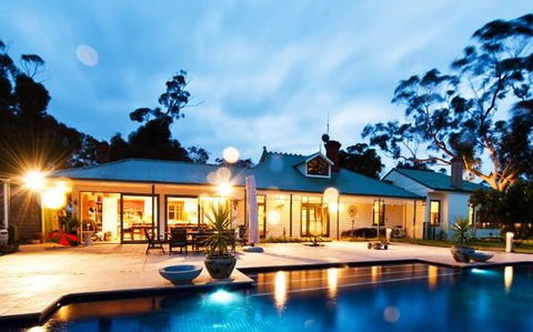 Bright On The Murray - Surfers Gold Coast 0