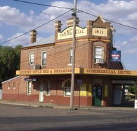 Commercial Hotel - Stock Pub - Surfers Gold Coast