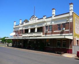Yenda Hotel - Surfers Gold Coast 0