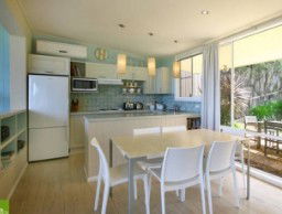 Aqua Bamboo - Surfers Gold Coast 2