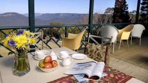 Blue Mountains Rhapsody - Surfers Gold Coast 3