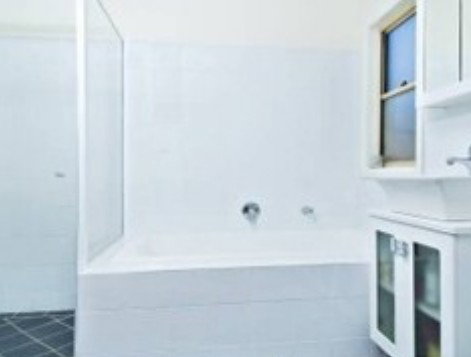 A Beach House Near Manly Two - Surfers Gold Coast 2