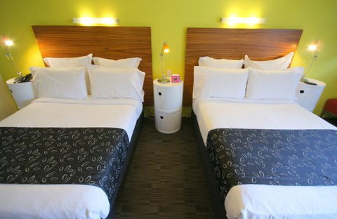 Abey Hotel Sydney - Surfers Gold Coast 5