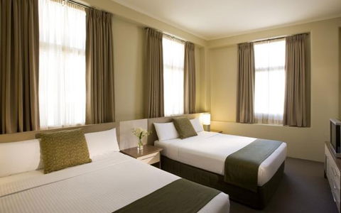 Best Western Plus Hotel Stellar - Surfers Gold Coast 3