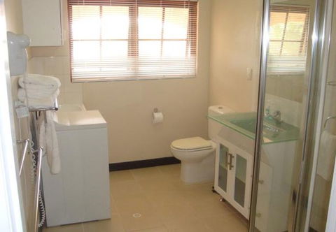Caroline Bay Getaway - Surfers Gold Coast 1