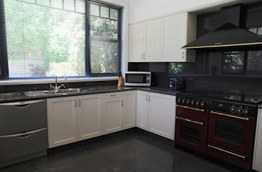 Belle La Rue - Surfers Gold Coast 1