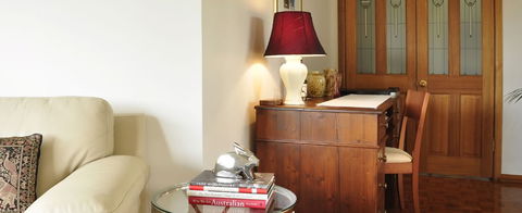 Clifton Gardens Bed And Breakfast - Orange NSW - Surfers Gold Coast 1