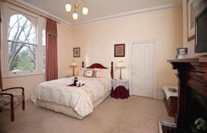 Camelia Cottage - Surfers Gold Coast 0
