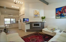 A Colourcity Apartments - Surfers Gold Coast 1