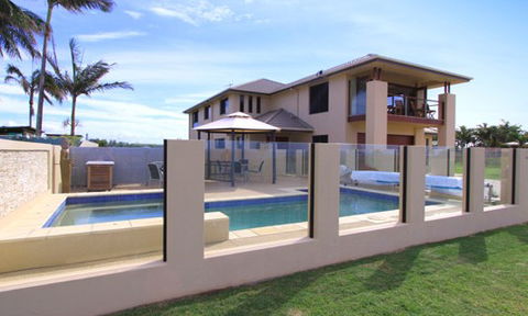 Ocean Paradise Holiday House - Surfers Gold Coast 5
