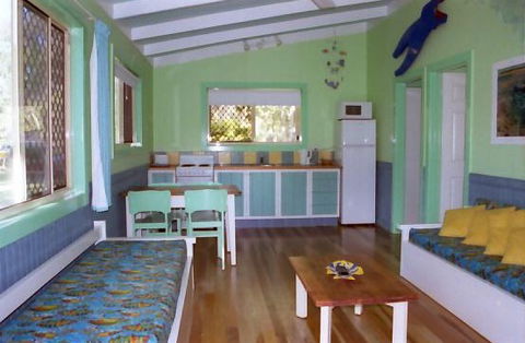 Moore Park Beach Huts - Surfers Gold Coast 2