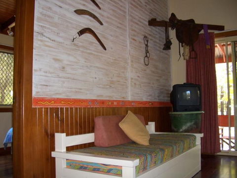 Moore Park Beach Huts - Surfers Gold Coast 4