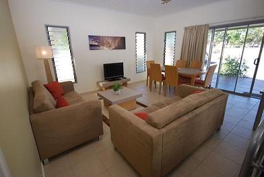 Woodgate Beach Houses - Surfers Gold Coast 2