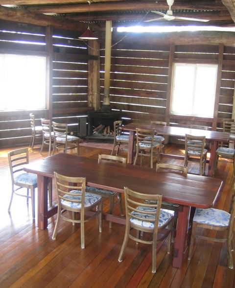 Hidden Valley Cabins - Surfers Gold Coast 1