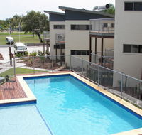 Emu's Beach Resort - Surfers Gold Coast