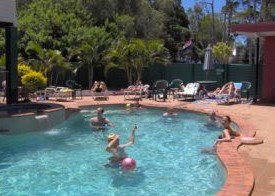 Fraser Roving Backpacker Resort - Surfers Gold Coast 2