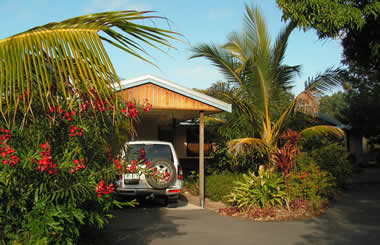 Sunbird Gardens - Surfers Gold Coast 0