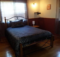 Auckland Street Queenslander - Surfers Gold Coast