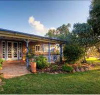 James Farmhouse and Rose Cottage - Surfers Gold Coast