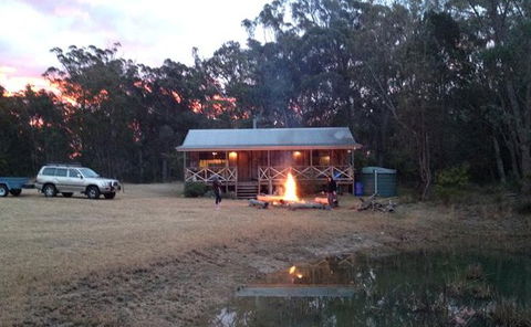 Possums Hollow And Hooters Hut - Surfers Gold Coast 3