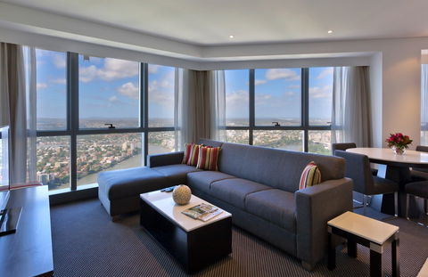 Meriton Serviced Apartments - Brisbane - Surfers Gold Coast 0