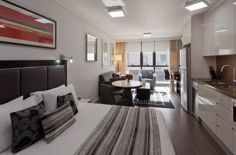Meriton Serviced Apartments - Brisbane - Surfers Gold Coast 5