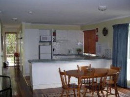 Firefly - Holiday Home - Surfers Gold Coast 2