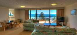 Columbia Beachfront Apartments - Surfers Gold Coast 2