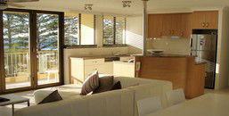 Columbia Beachfront Apartments - Surfers Gold Coast 5