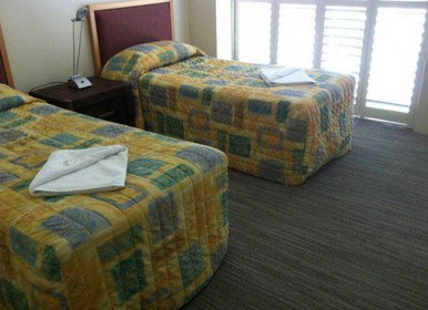 Grand Apartments - Surfers Gold Coast 3