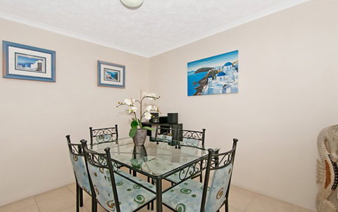 Champelli Palms Luxury Apartments - Surfers Gold Coast 3