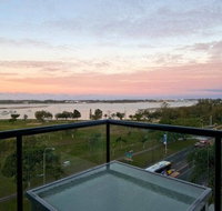 Aqualine Apartments - Surfers Gold Coast