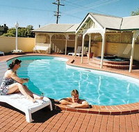 Best Western Clifton  Grittleton Lodge - Surfers Gold Coast