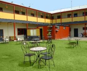 The Railway Motel - Surfers Gold Coast 0