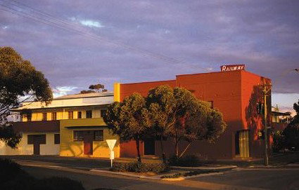 The Railway Motel - Surfers Gold Coast 2