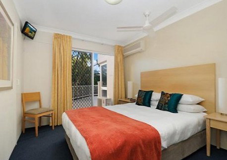 Golden Shores Holiday Club - Surfers Gold Coast 2
