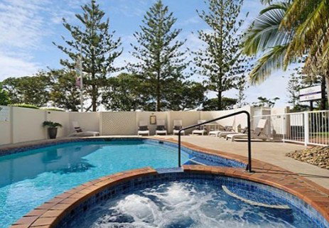 Golden Shores Holiday Club - Surfers Gold Coast 4