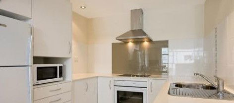 Beach House Seaside Resort - Surfers Gold Coast 2