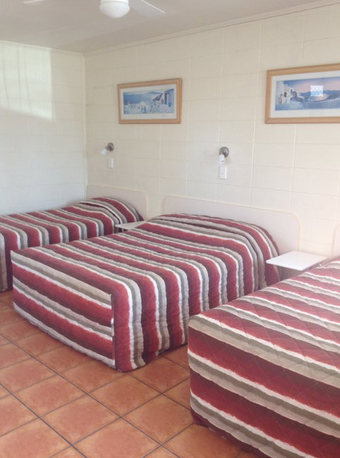 Sunburst Motel - Surfers Gold Coast 3
