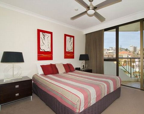 Bayview Apartments Rainbow Bay - Surfers Gold Coast 1