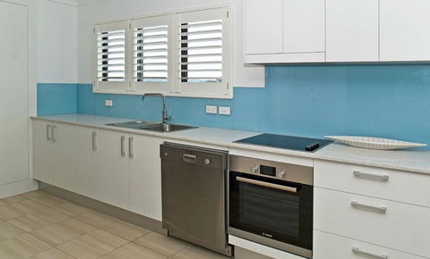 Bayview Apartments Rainbow Bay - Surfers Gold Coast 3