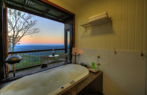 At Remingtons B & B - Surfers Gold Coast 5