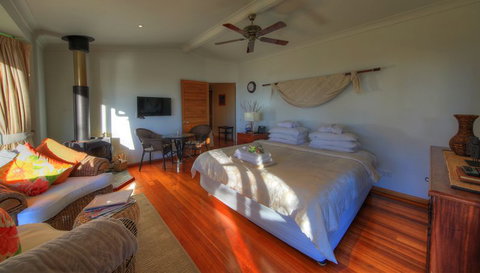 At Remingtons B & B - Surfers Gold Coast 7