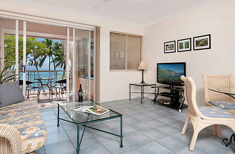 Alassio Palm Cove - Surfers Gold Coast 1