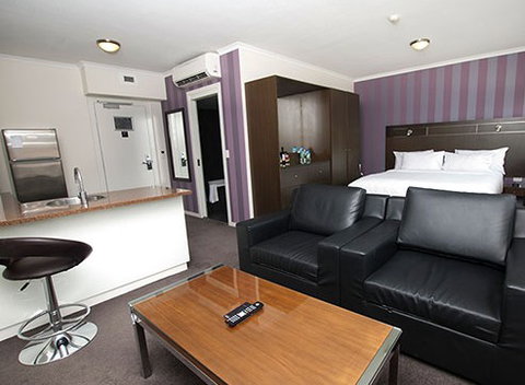 Diamant Hotel - Surfers Gold Coast 3