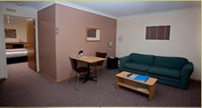 Comfort Inn Blue Shades - Surfers Gold Coast 3